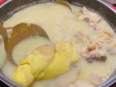 -大龙凤鸡煲(万菱汇店)