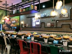 大堂-龍歌自助小火锅(崂山丽达店)