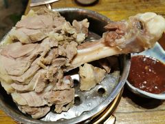 手扒肉-蒙亨·手把肉·蒙古包文化主题餐厅(天恒广场店)