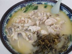 -明呈黄鱼面馆(斜土路店)