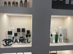 -肌玉·SkiNCare多元化护理中心
