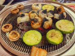 -围炉肉舍•炭烤活鳗•丹东海鲜烤肉(步行街店)