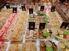 零售区-罗森尼娜(德思勤店)