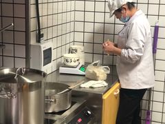 -手劲鱼丸馄饨铺(哈一百店)