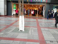 -三福时尚(三峡广场华夏银座店)