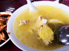 清炖母鸡汤-老丘丘(较场口店)