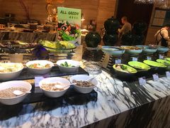 自助取餐区-上海圣诺亚皇冠假日酒店·诺亚厨房