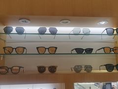 -光明眼镜·蔡司授权(九亭U天地店)