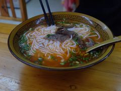 酸汤牛肉粉-肇兴特色牛肉粉