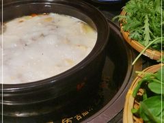 -大匠工房古船木艺术餐厅·猪肚鸡专门店(长白仙岛店)