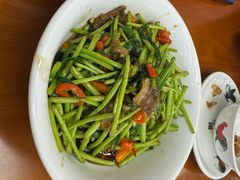 -堂瓦里·33年传统赣菜(第一街区店)