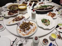 -贝勒爷·酥不腻烤鸭
