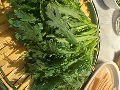 -尚尚仙·酸汤猪手·猪肚鸡火锅(华联万柳购物中心店)