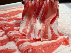 -鲜入唯煮·港式海鲜牛肉火锅(金宝街店)