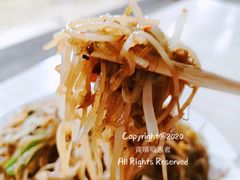 基本款炒粉-凡老头米线砂锅(古荡新村西粮站)