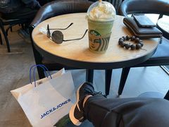 -星巴克(北京广渠门名敦道店)