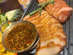 街头烤猪颈肉-泰妃殿(武汉首店)