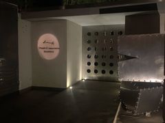 -穹六人间 people 6(岳阳路店)