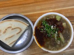 -老字号贾家肉丸糊辣汤(光明巷店)