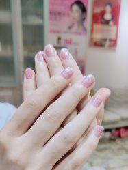 -桃色美甲沙龙