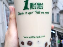 乌龙拿铁-1点点(丰盛町店)