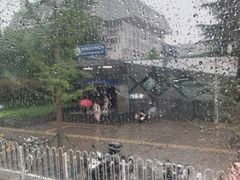 -北京大学东门(地铁站)