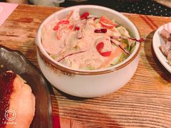 蔬菜沙拉-胡桃里音乐酒馆(环亚凯瑟琳广场店)