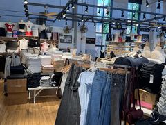 -Brandy Melville