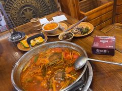 -亮欢寨酸汤鱼(沙冲路店)