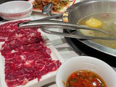 吊龙伴-八合里牛肉火锅(上海中山公园店)