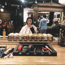 -TWOFACE 双面理发馆