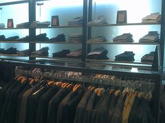 -NIKE上海青浦换季优惠店