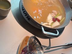 -左庭右院鲜牛肉火锅(金山万达店)