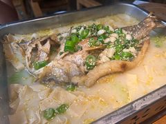 -蜜桃餐厅·伴山(湖滨商业街店)