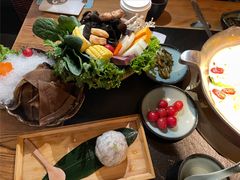 -湊湊火锅·茶憩(恒隆广场店)