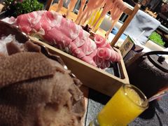 -湊湊火锅·茶憩(南京东路悦荟店)