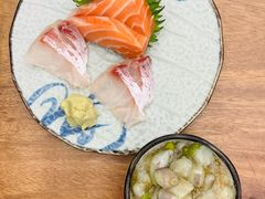 三文鱼刺身-黑门食堂