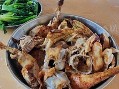 -满記土窑烧鷄波浪山莊
