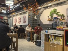 -秦君宝手擀菠菜面(金花路店)