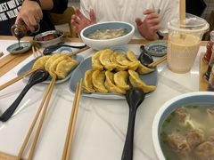 -老新隆牛肉锅贴(新街口店)