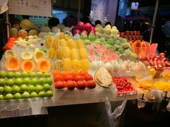 -六合夜市