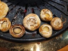 口菇-万兴佳烤肉·长白山老味道(东岸里店)