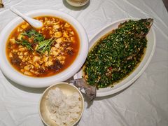 -华光驿站私房菜·黑金冠