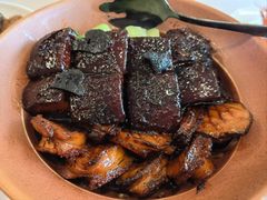 黑松露鲍鱼红烧肉-RIVIERA 松鹤楼(外滩店)