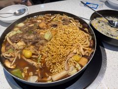 -玛喜达韩式火锅大排档(海城店)