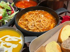 传统意大利芝士肉酱意面-鹿萤季·营地小馆(皇后公园店)