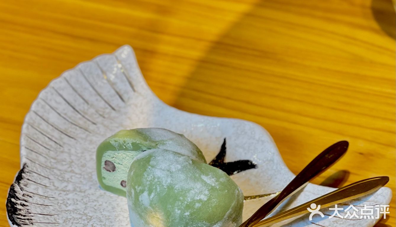 武汉探店｜等我有钱了/蛋糕也要纯肉的