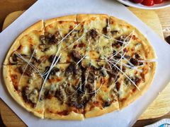 莱芙缇牛肉披萨-LYFATTI 莱芙缇(赣水路店)