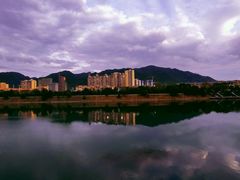 -醉美东江·三文鱼·烧鸡公