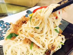 -忆食尚腊味煲仔饭(华南城店)